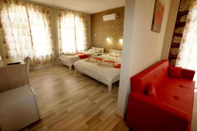 Krumovgrad Hotel Divna מראה חיצוני תמונה